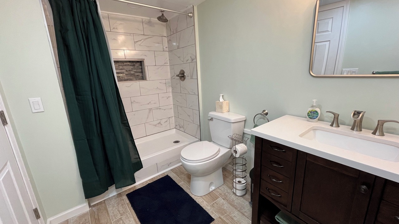Photo of Bathroom in Malletts Bay