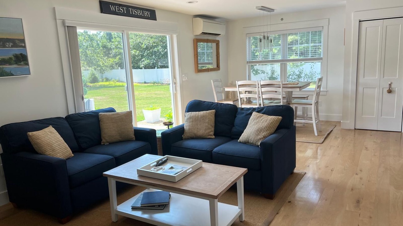 Photo of Livingroom in West Tisbury