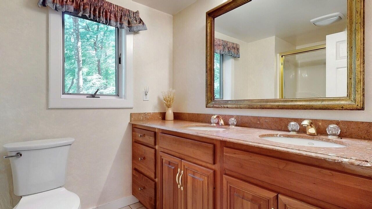 Photo of Bathroom in Center Lovell
