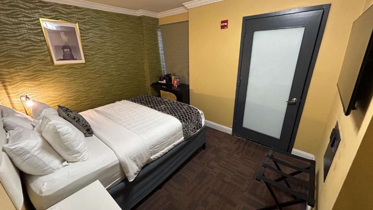 Photo of Bedroom in Chinatown