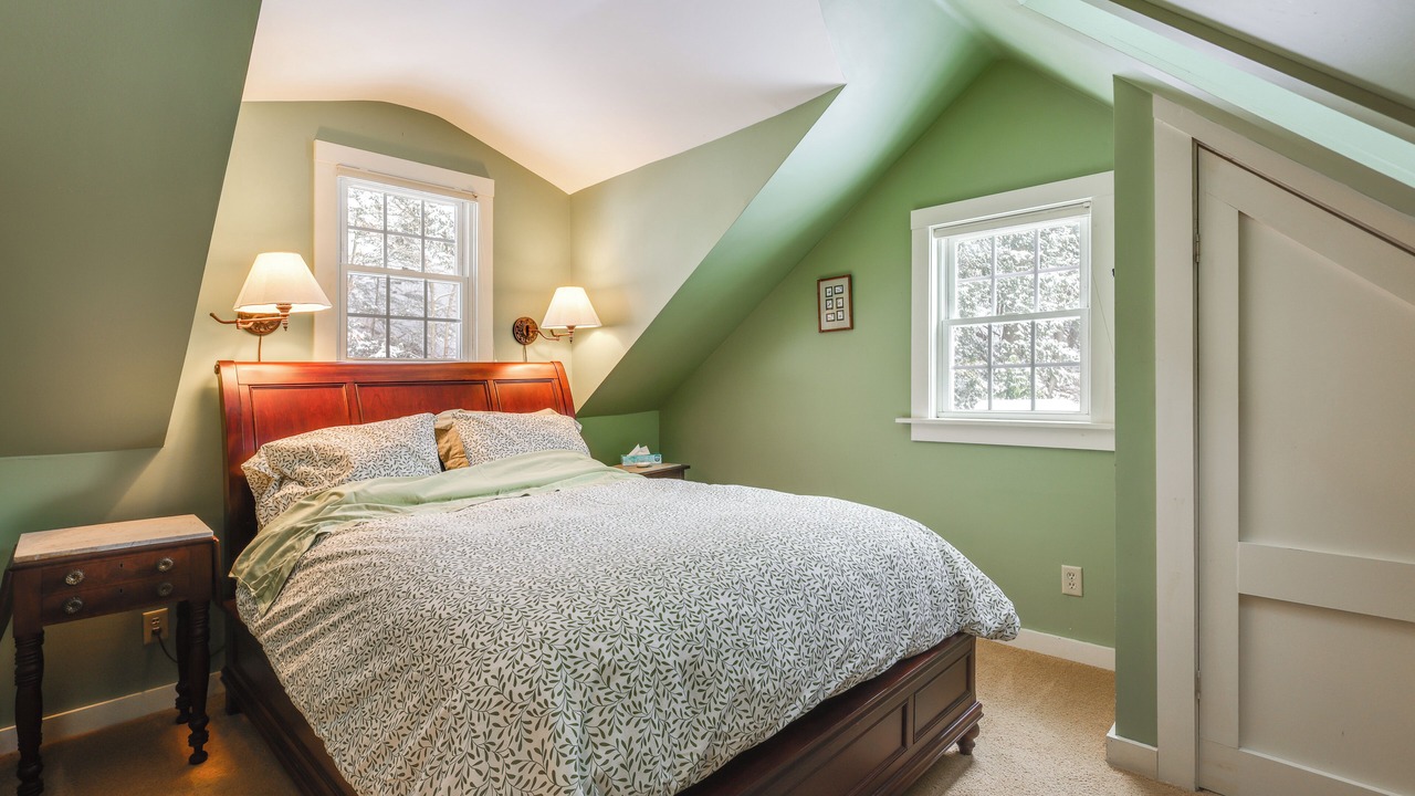 Photo of Bedroom in East Arlington