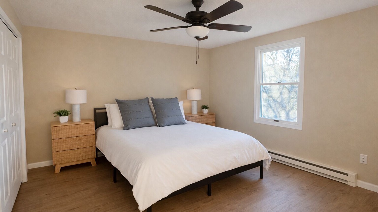 Photo of Bedroom in Saunderstown
