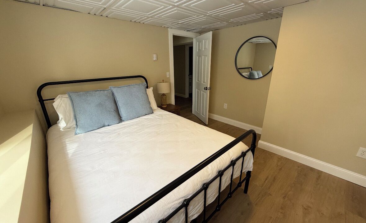 Photo of Bedroom in Saunderstown