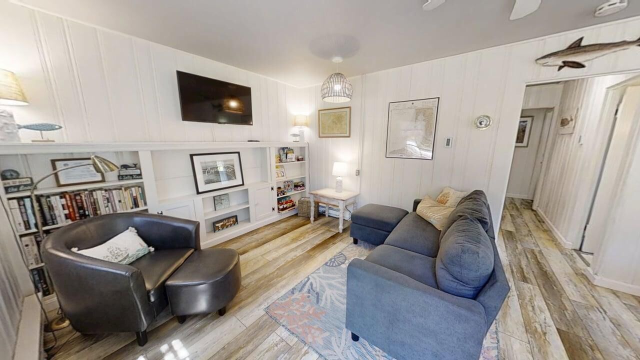 Photo of Livingroom in Dennis
