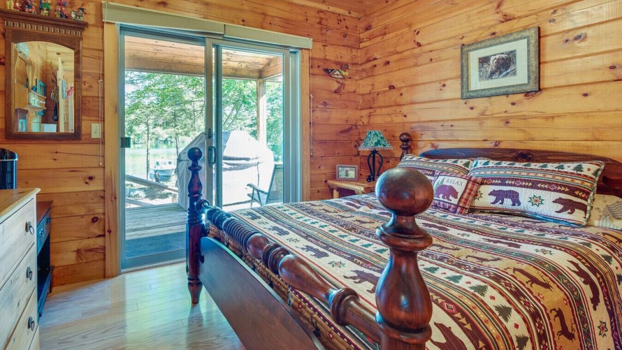 Photo of Bedroom in Meredith