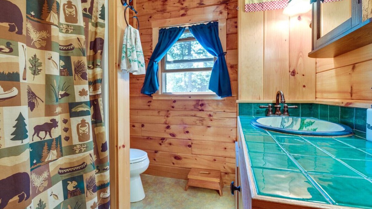 Photo of Bathroom in Meredith