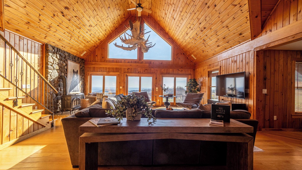 Photo of Livingroom in Bradford