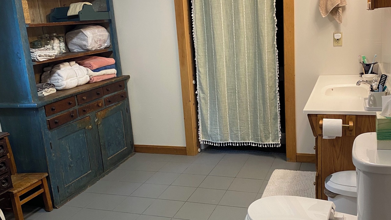 Photo of Bathroom in Sandwich