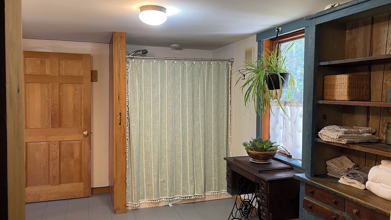 Photo of Bathroom in Sandwich