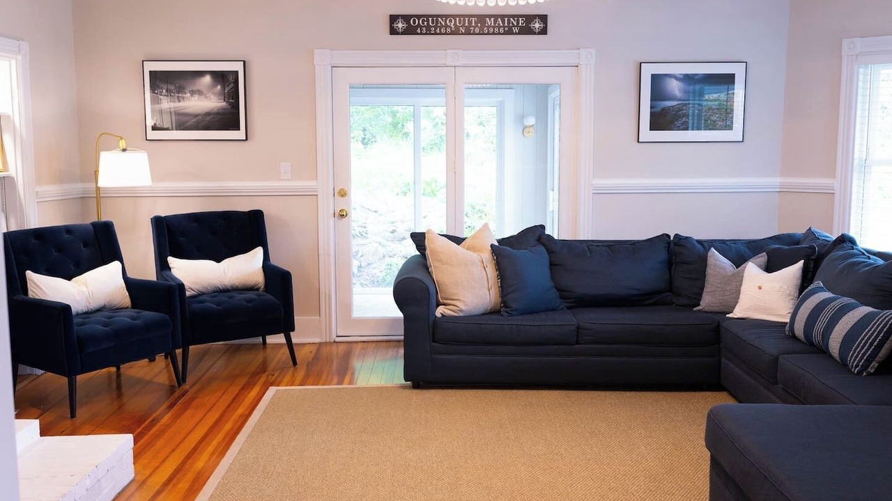 Photo of Livingroom in Ogunquit