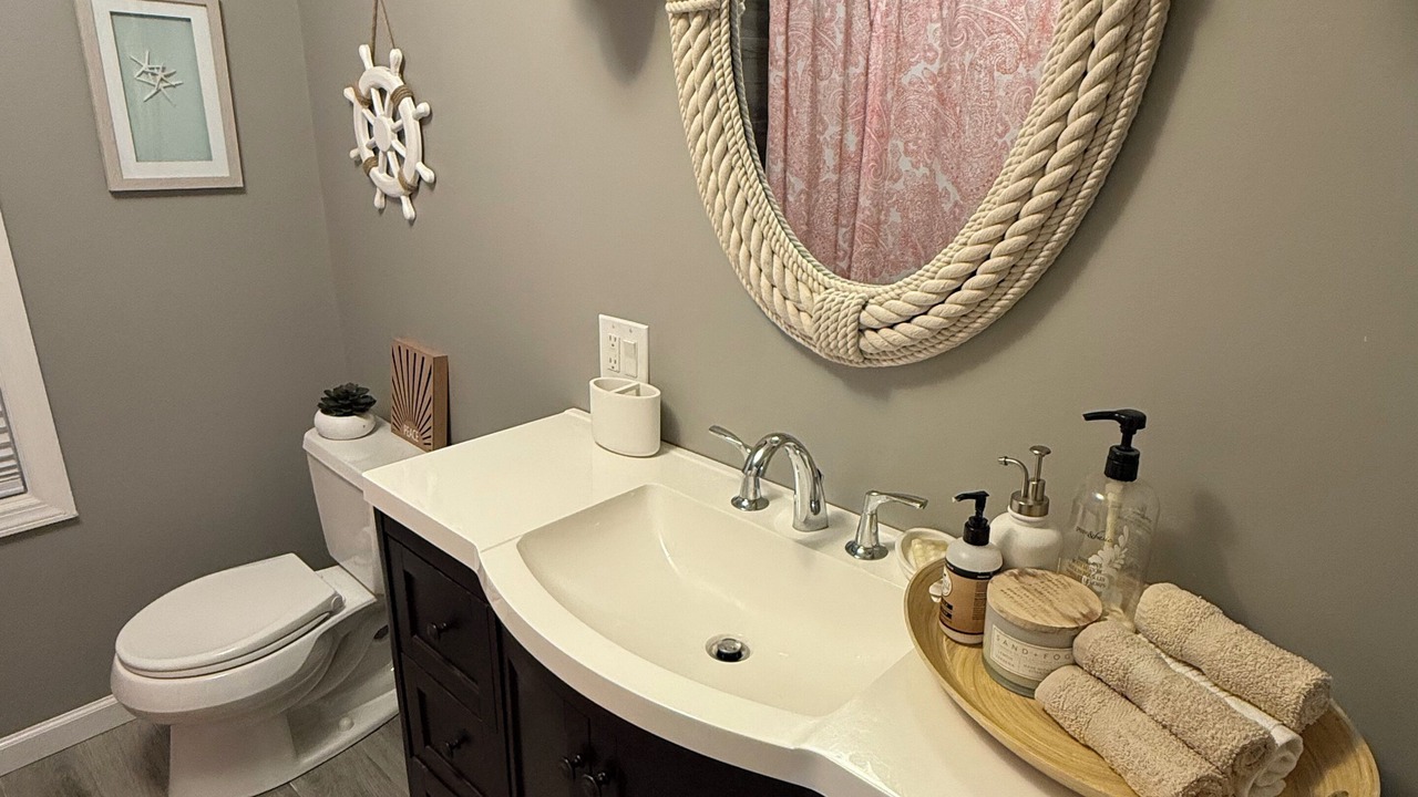 Photo of Bathroom in Beach Haven West