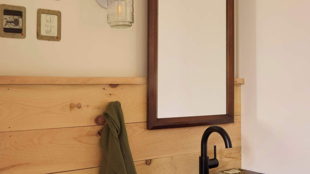 Photo of Bathroom in Brownsville