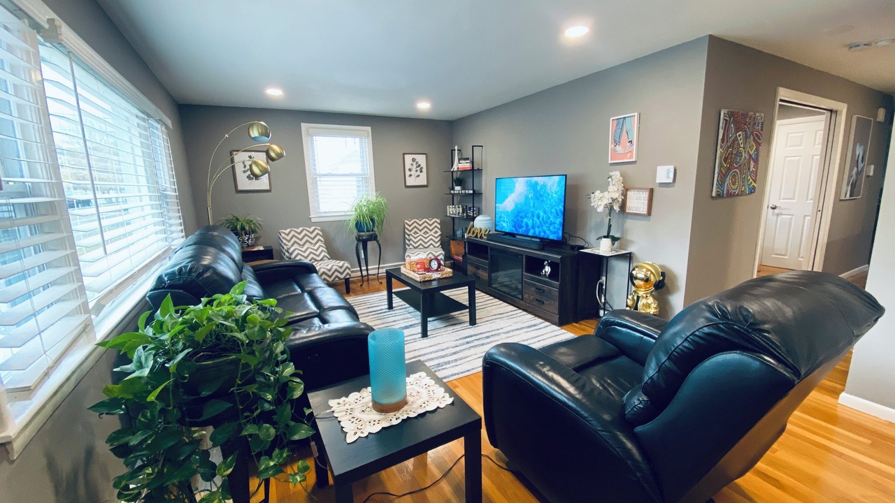 Photo of Livingroom in Watertown