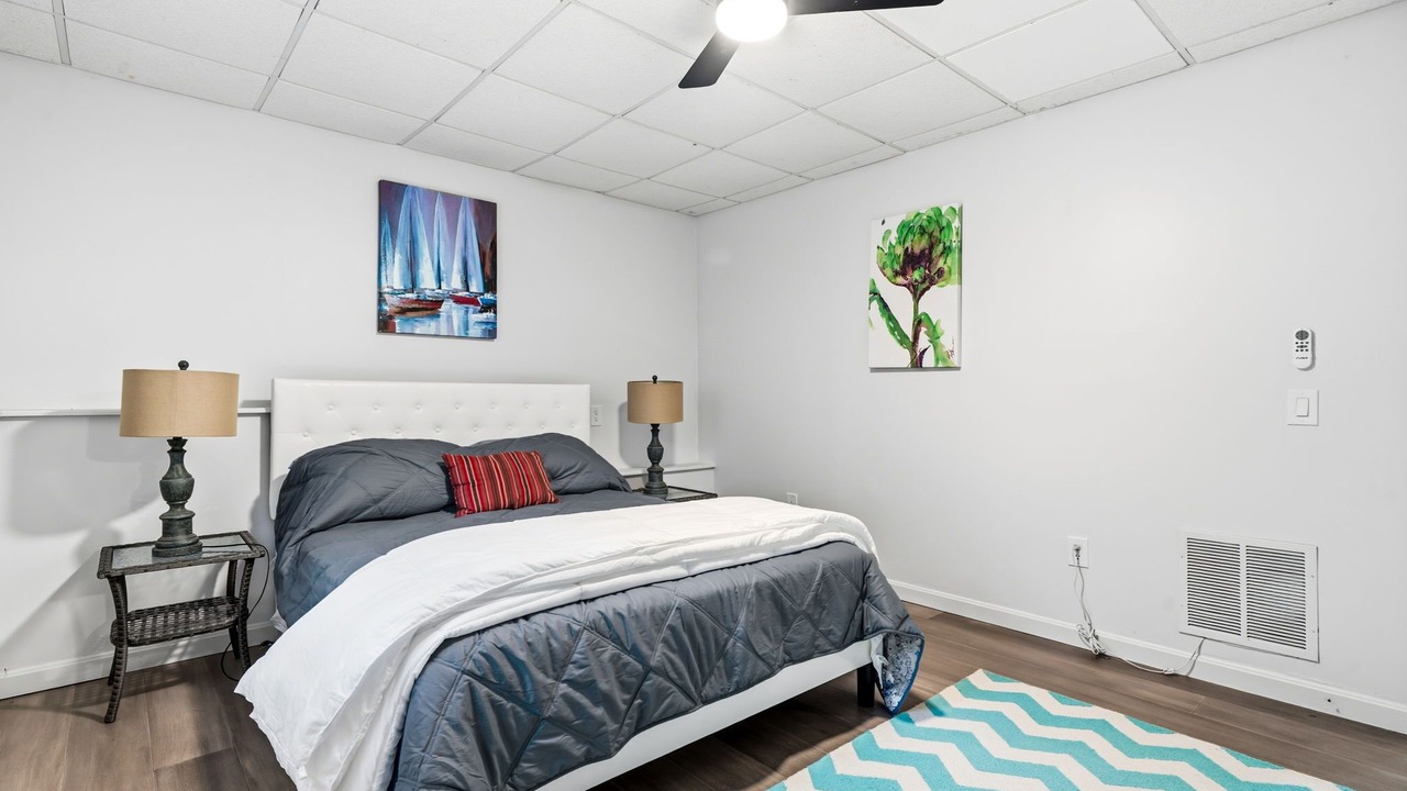 Photo of Bedroom in York Beach