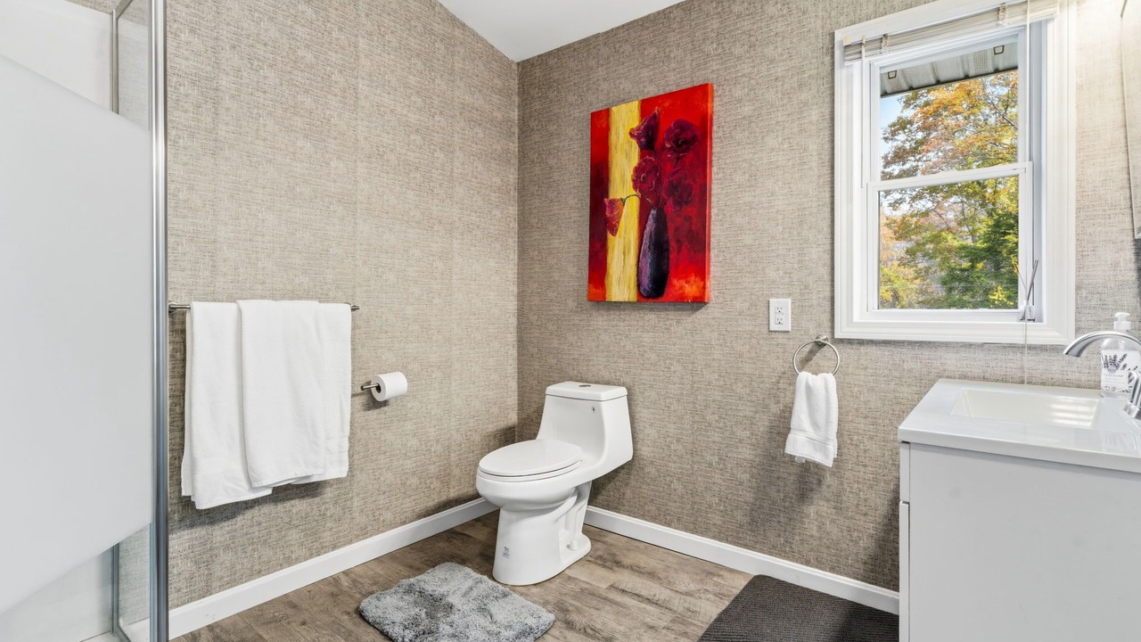Photo of Bathroom in York Beach