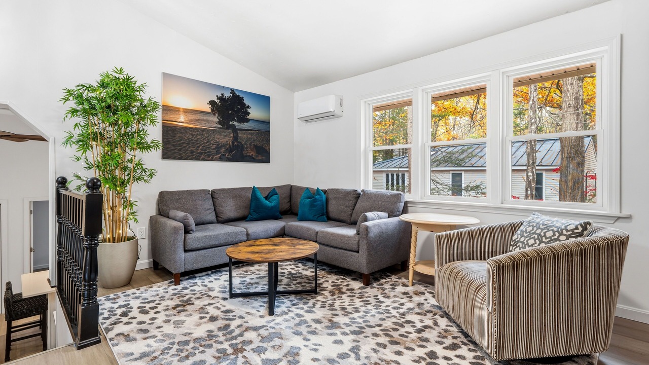 Photo of Livingroom in York Beach