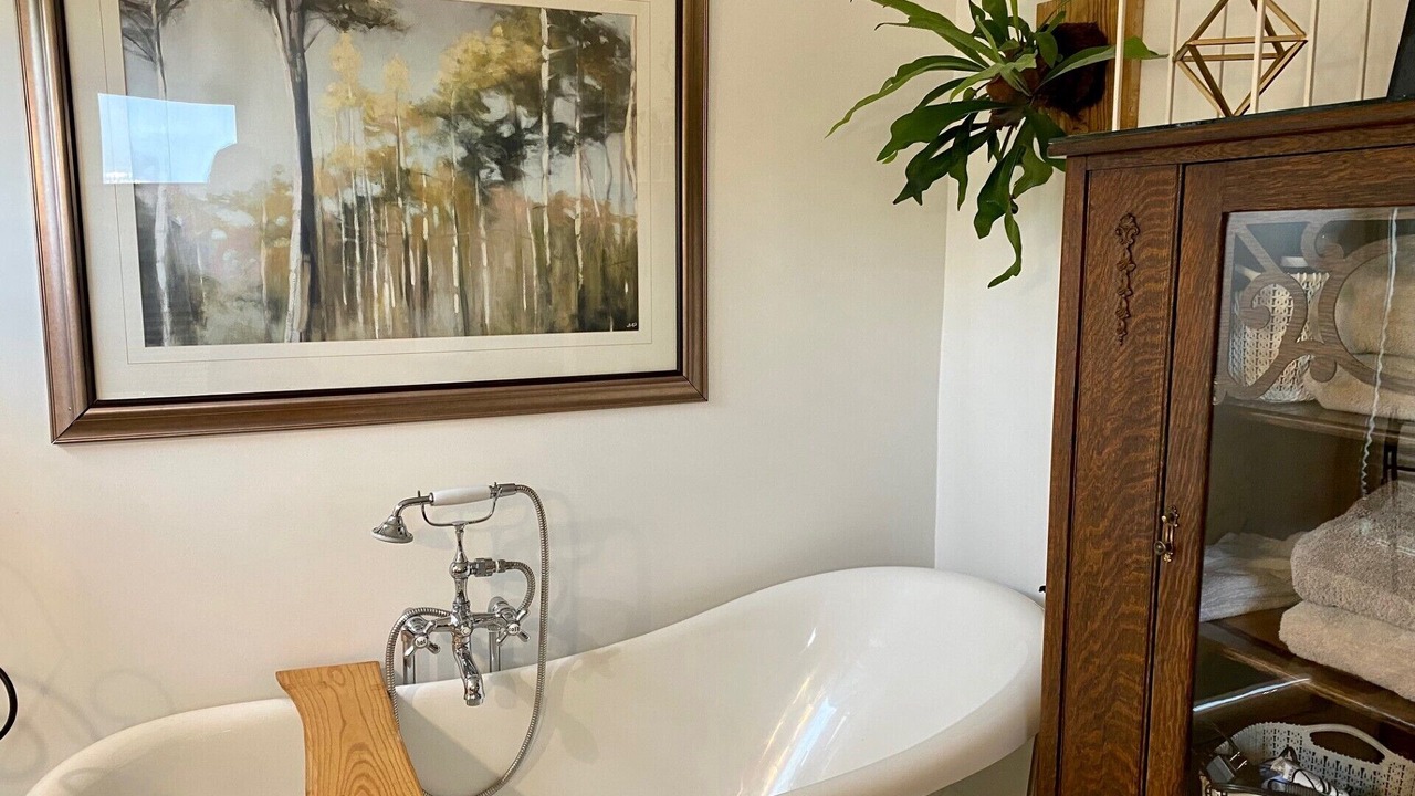 Photo of Bathroom in Pelham