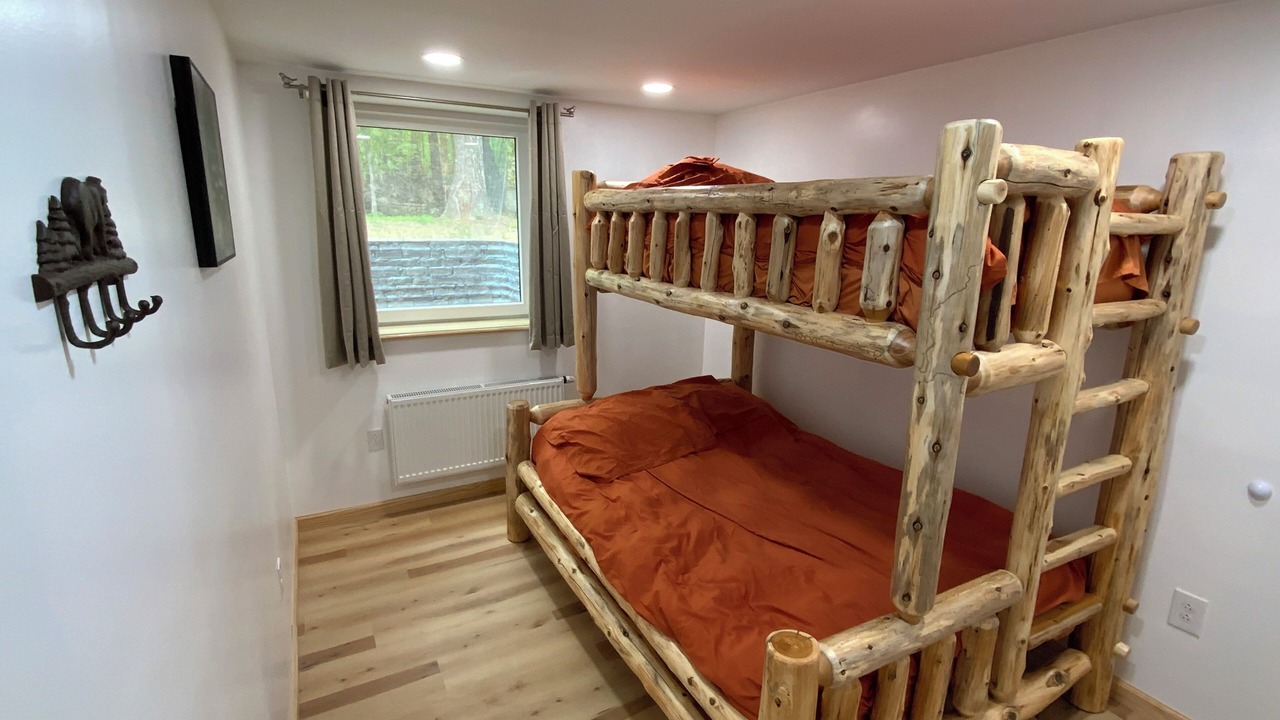 Photo of Bedroom in Jay