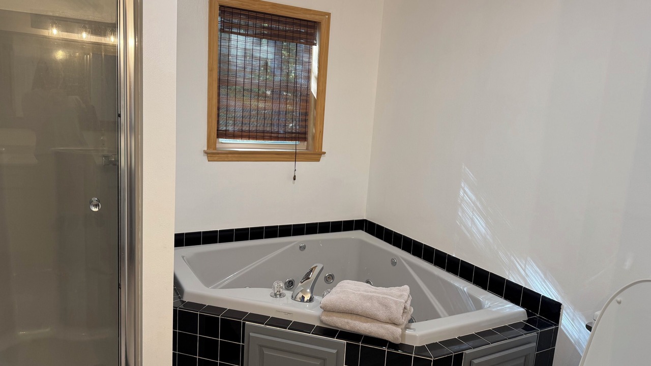 Photo of Bathroom in Jay