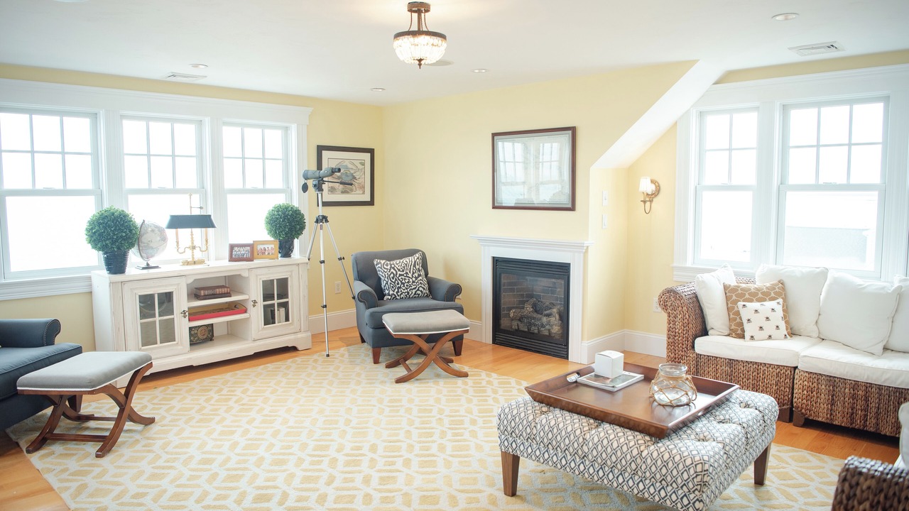 Photo of Livingroom in East Falmouth