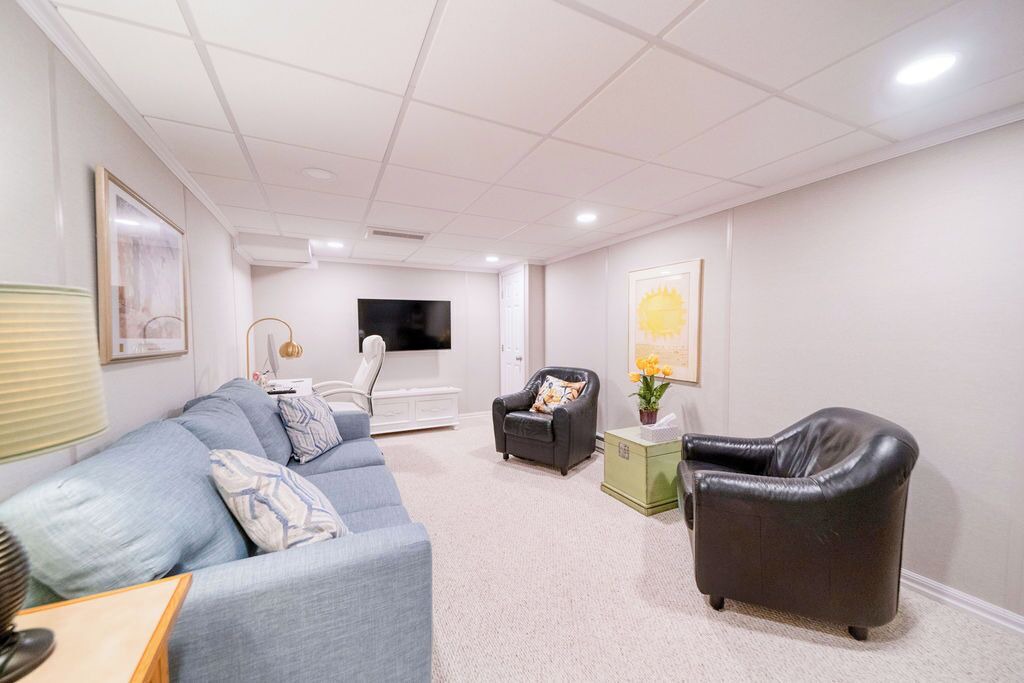 Photo of Livingroom in Mashpee