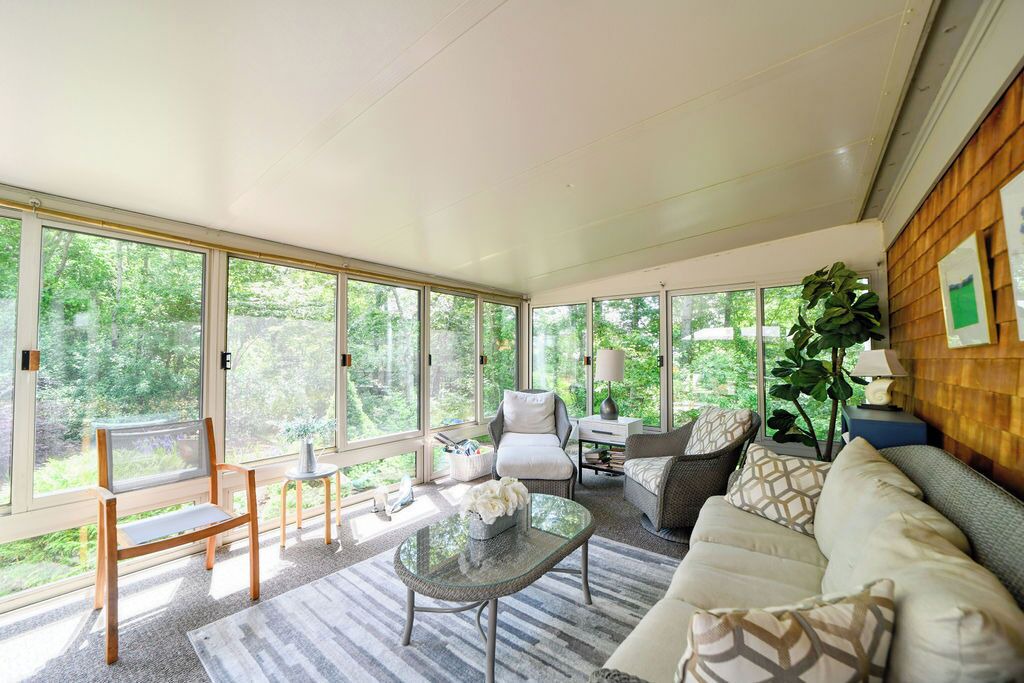 Photo of Livingroom in Mashpee