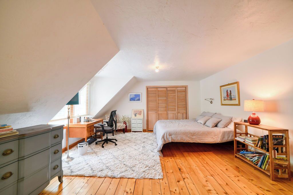 Photo of Bedroom in Mashpee