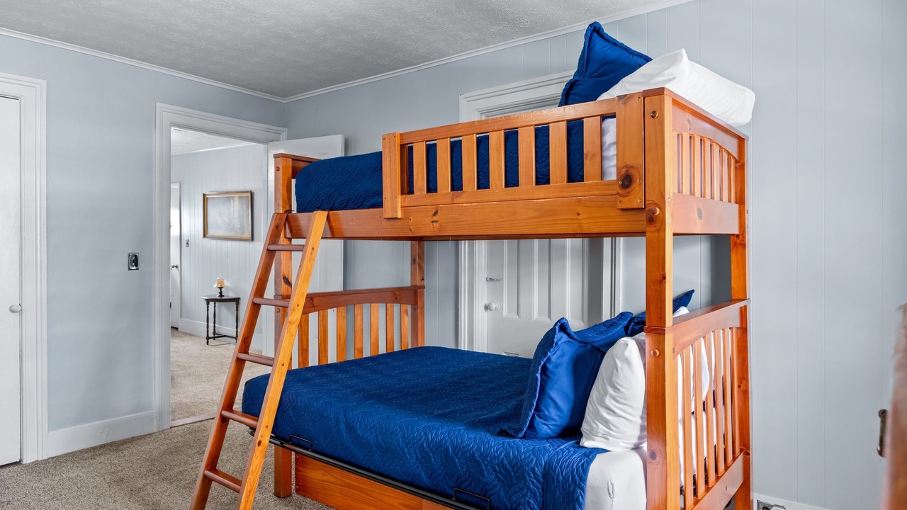 Photo of Bedroom in Penn Yan