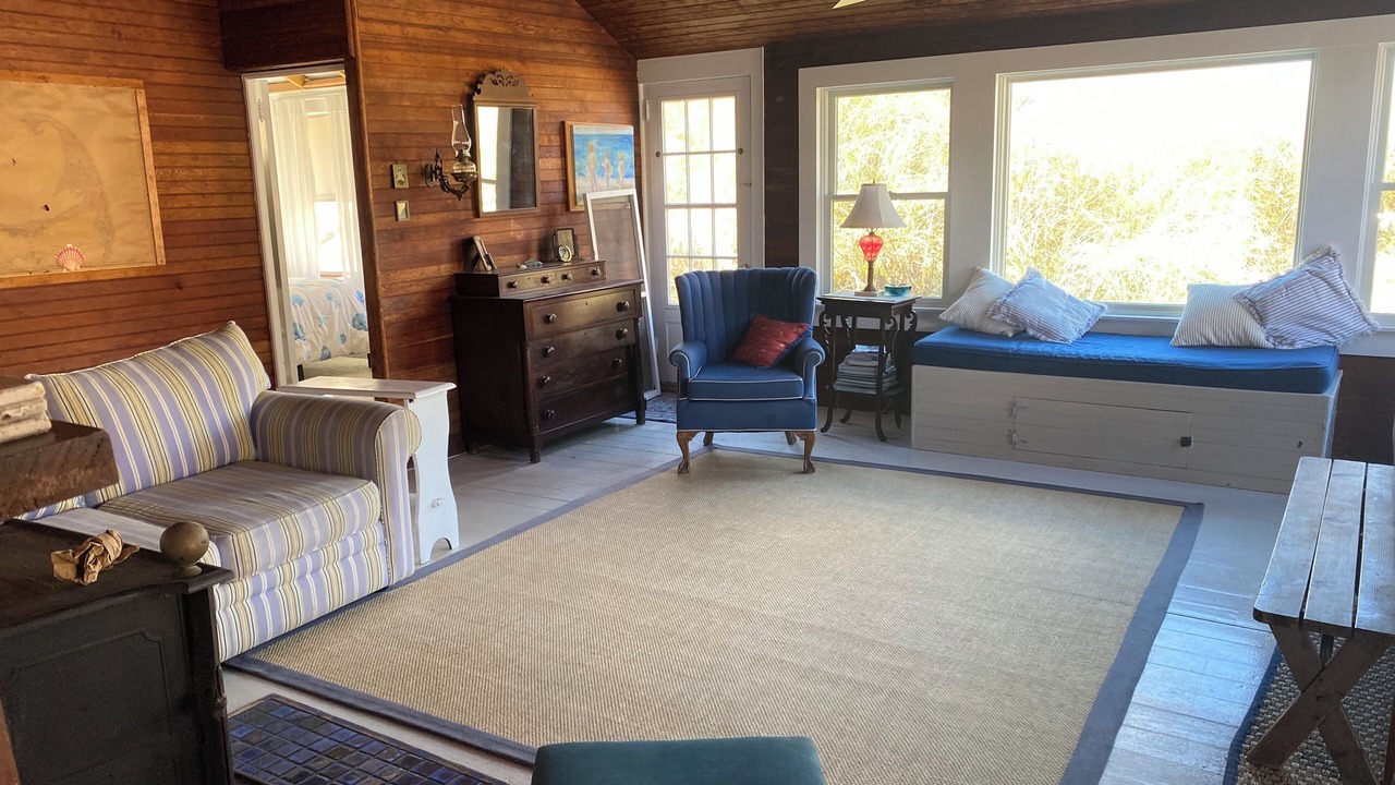 Photo of Livingroom in East Dennis