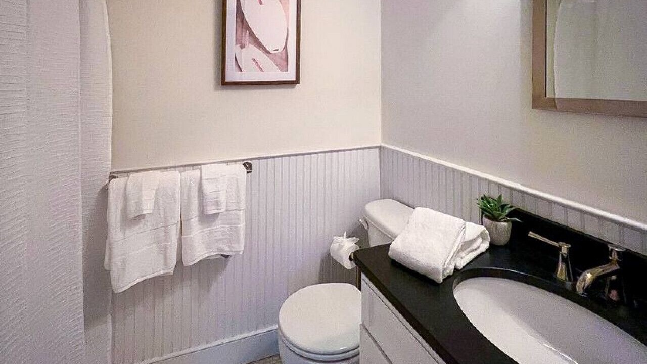 Photo of Bathroom in East Hampton North