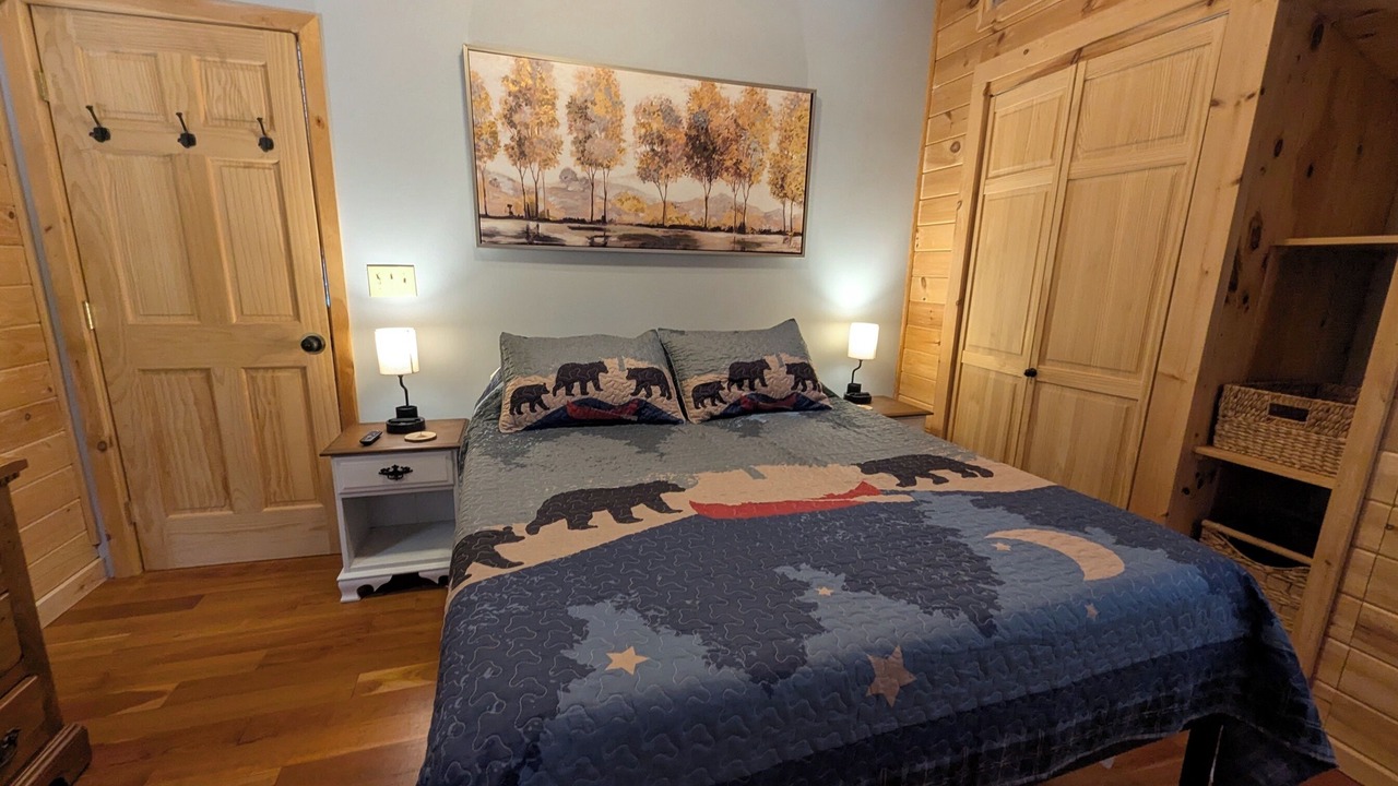 Photo of Bedroom in Lake Luzerne-Hadley