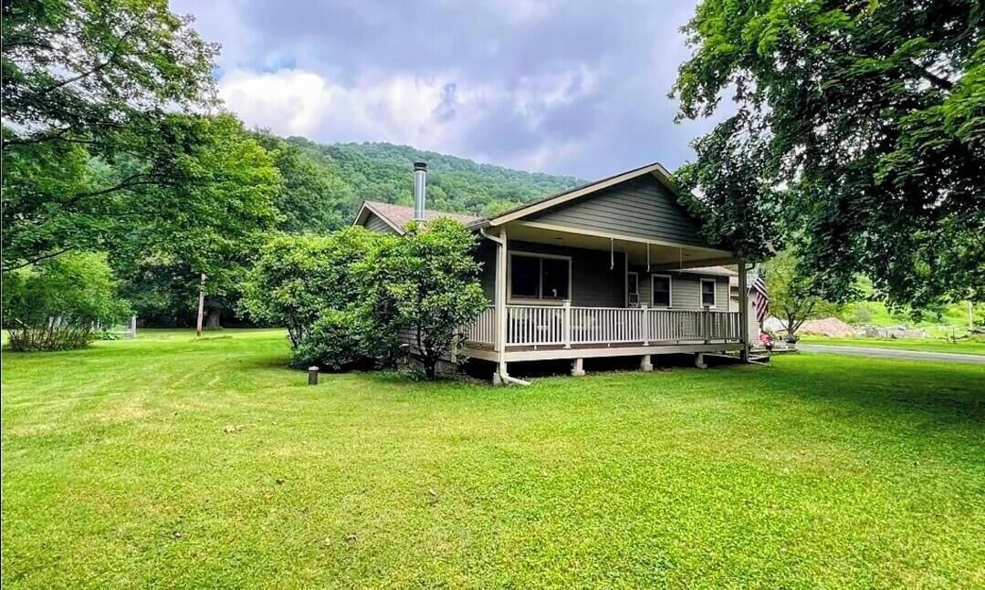 Photo of Outdoor in Roscoe