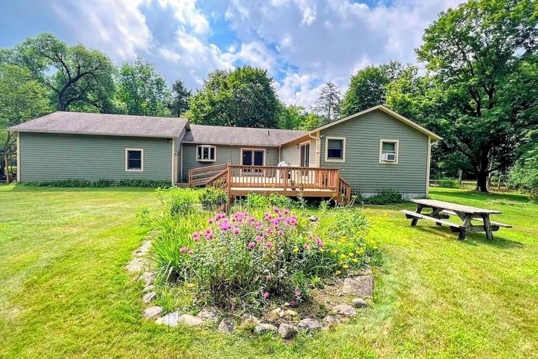 Photo of Outdoor in Roscoe