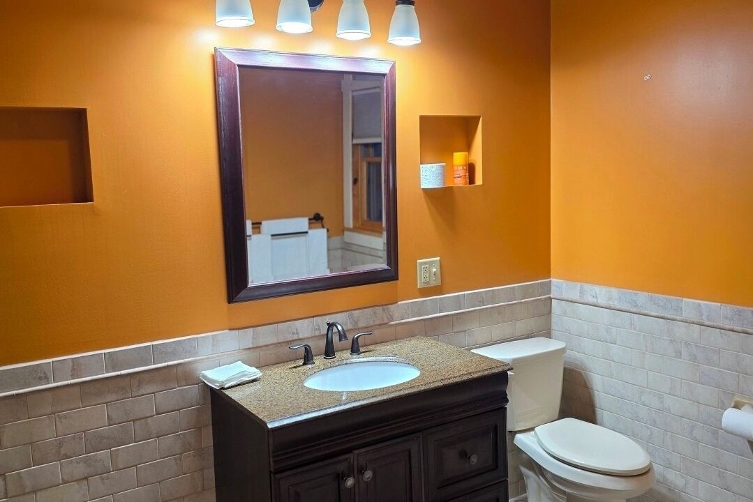 Photo of Bathroom in Roscoe