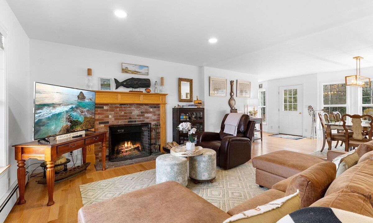 Photo of Livingroom in Owls Head