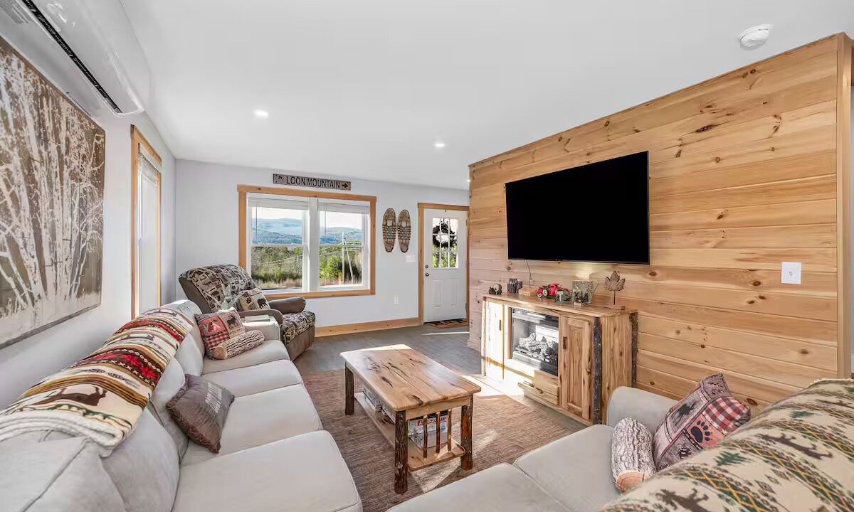 Photo of Livingroom in Thornton