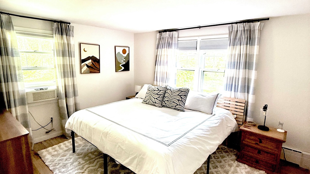 Photo of Bedroom in Goshen