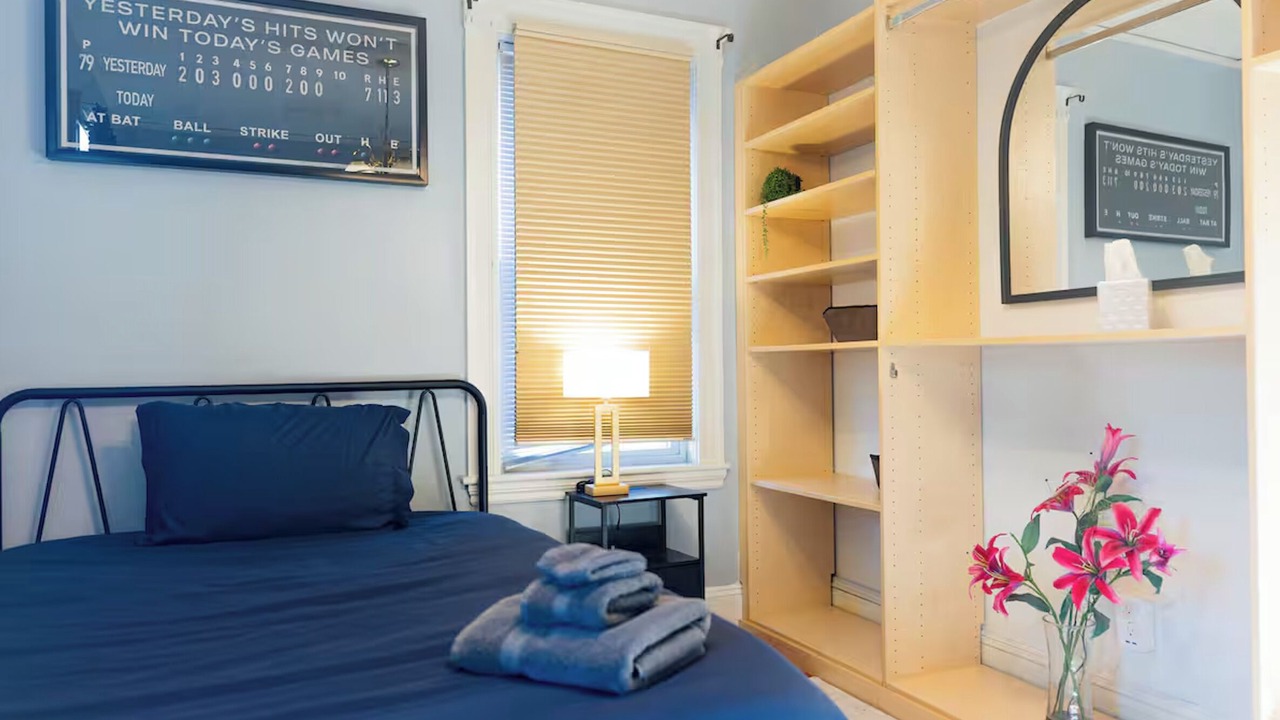 Photo of Bedroom in High Street Hill