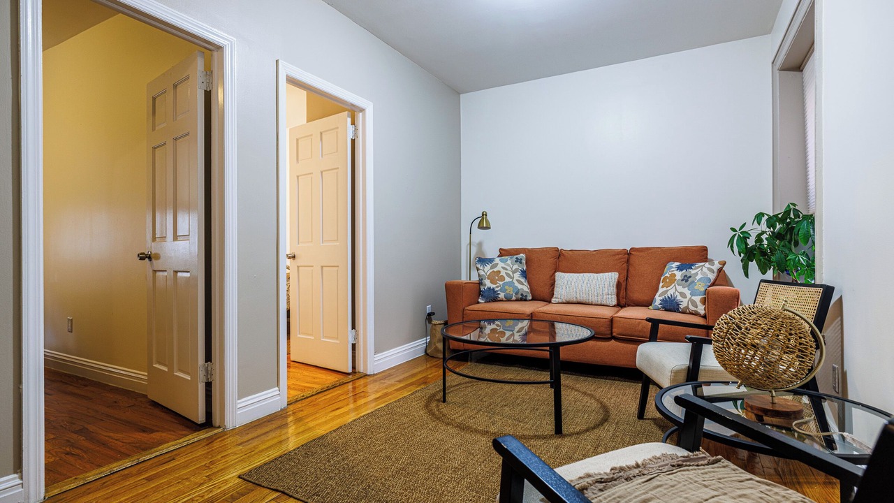 Photo of Livingroom in Bloomingdale