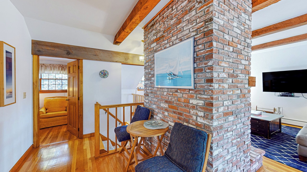 Photo of Livingroom in North Truro