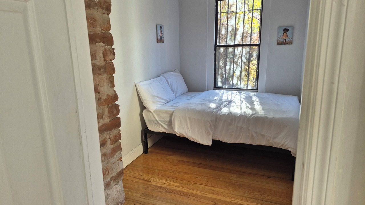 Photo of Bedroom in Bedford-Stuyvesant