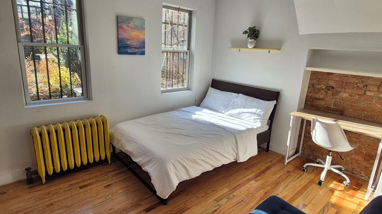 Photo of Bedroom in Bedford-Stuyvesant