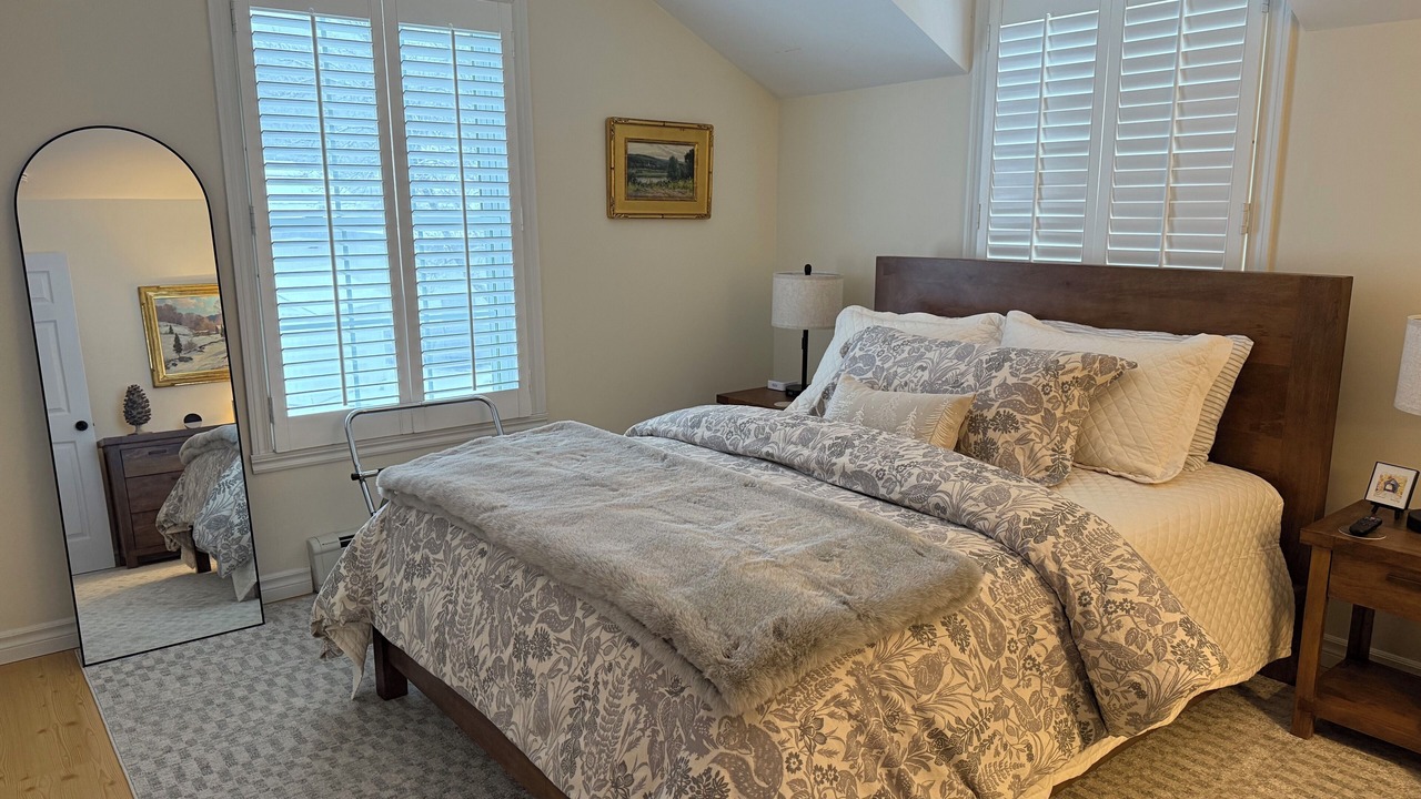 Photo of Bedroom in Stowe Village Historic District
