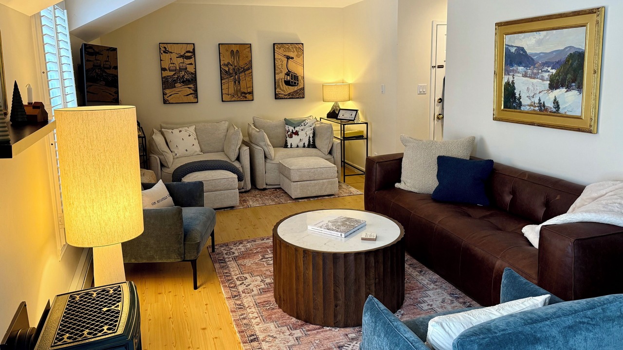 Photo of Livingroom in Stowe Village Historic District