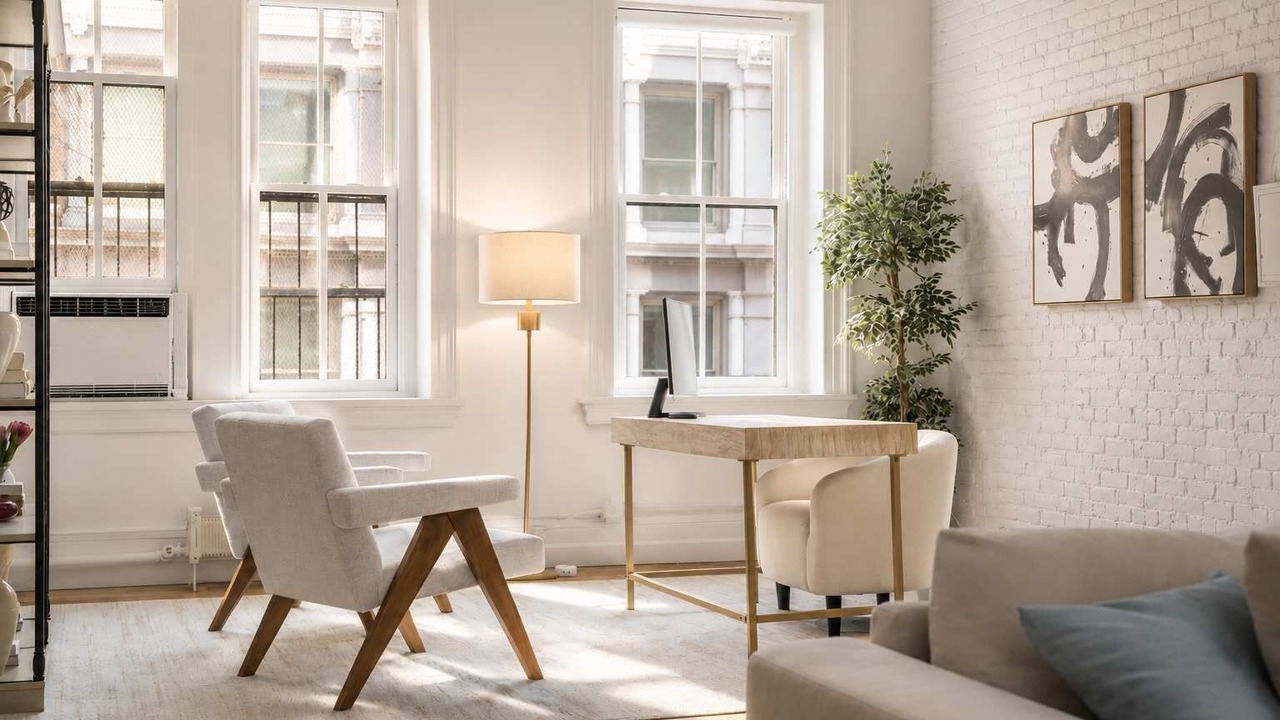 Photo of Livingroom in SoHo