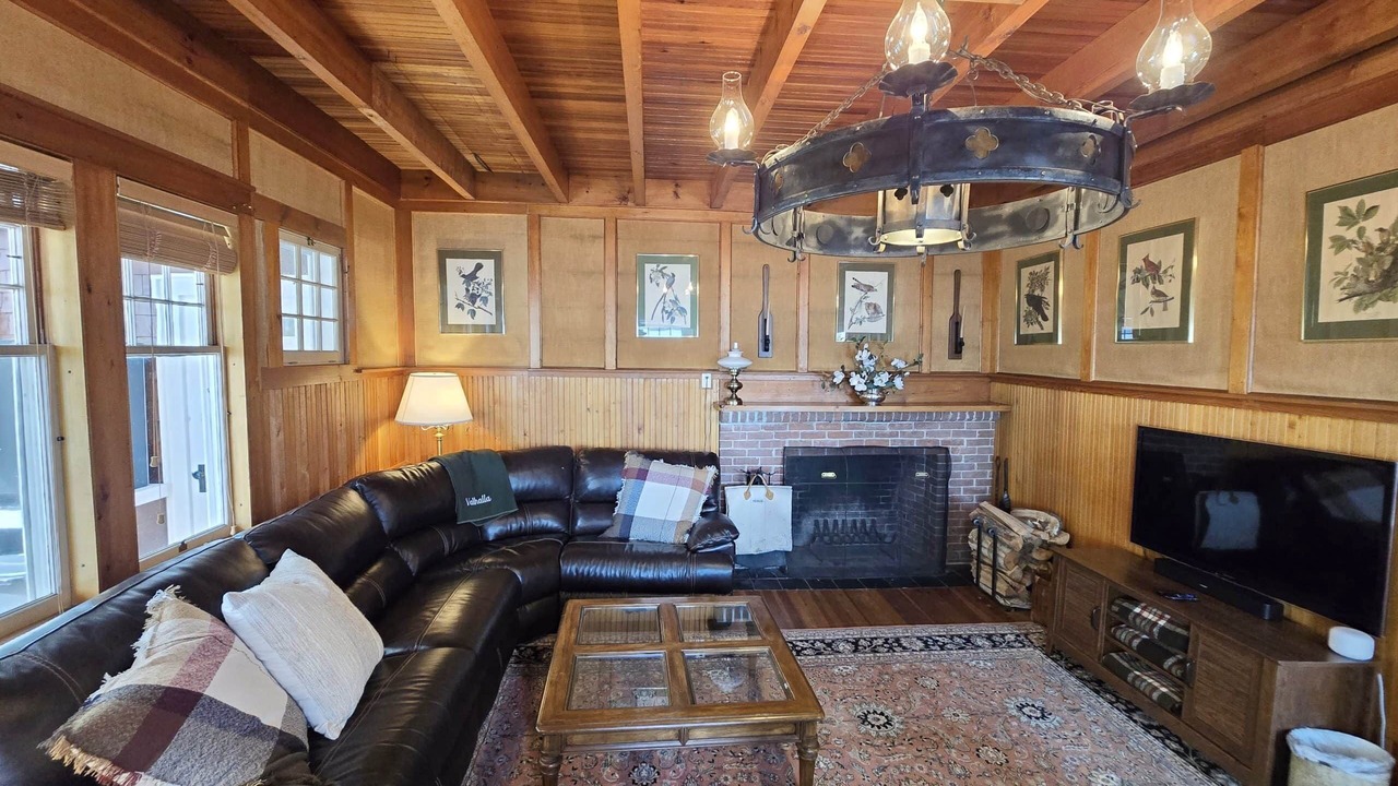 Photo of Bedroom in Sunapee