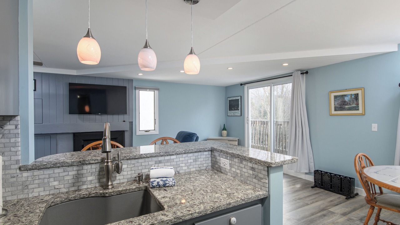 Photo of Livingroom in Warren