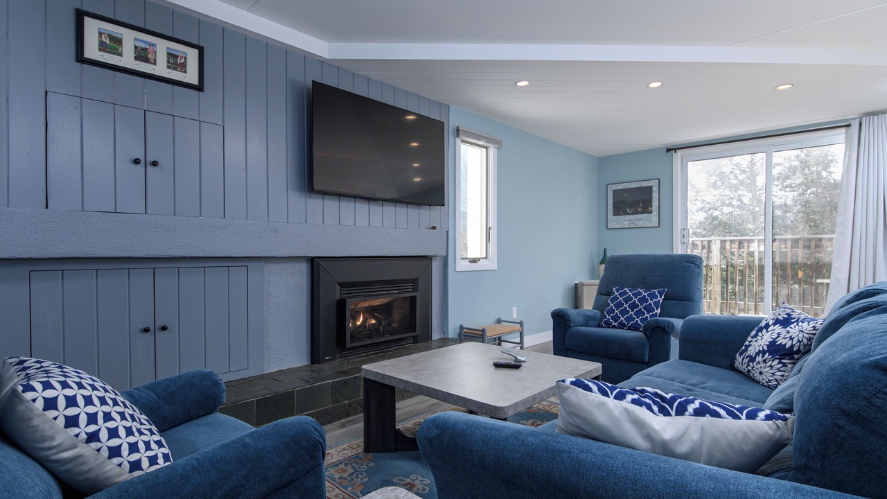Photo of Livingroom in Warren