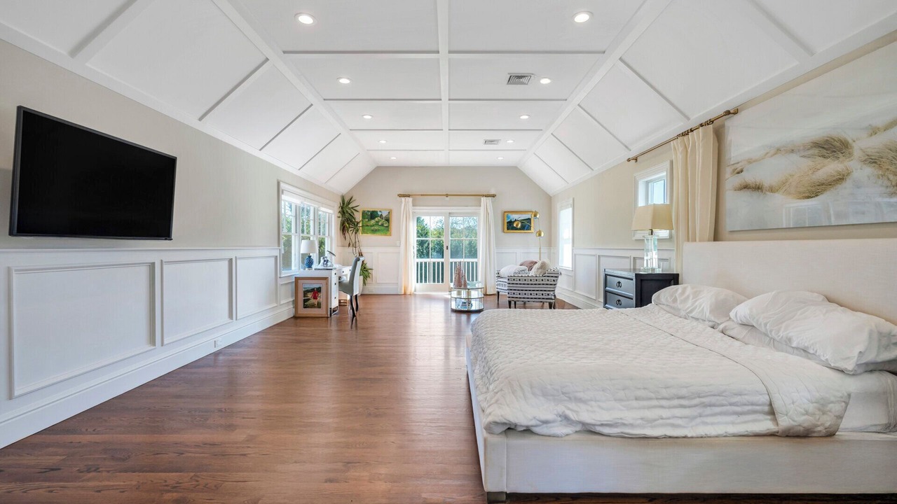 Photo of Bedroom in Shinnecock Hills