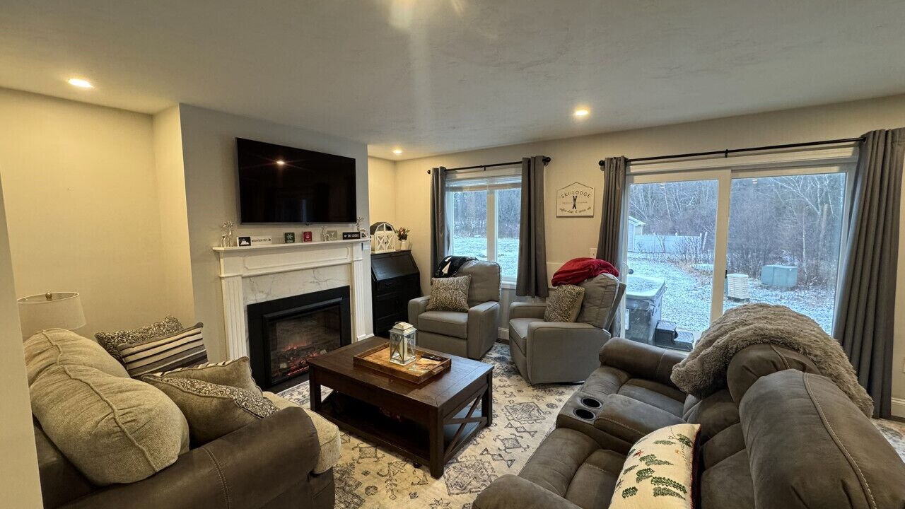 Photo of Livingroom in West Dover